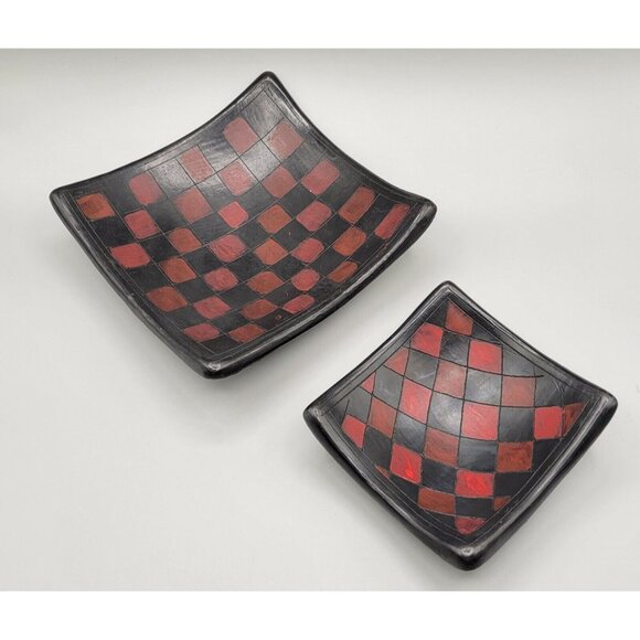 Art Pottery Checkerboard Pattern Bowls Red Black Matte Finish Set of Two - Picture 4 of 9